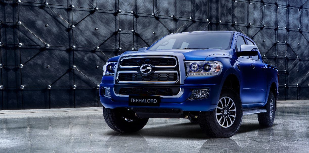 ZX Auto Terralord azul, vista frontal tres cuartos